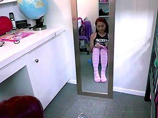 Sophia catches Elle taking selfies and gets turned on