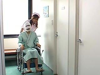 Nurse who likes to fuck seduces her pussy craving patients