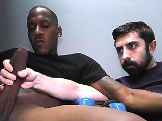 Black Dude Gets Handjob